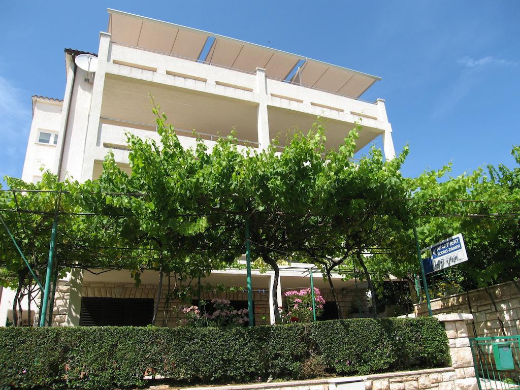 Guest House Zimmer F1 Pula Dış mekan fotoğraf