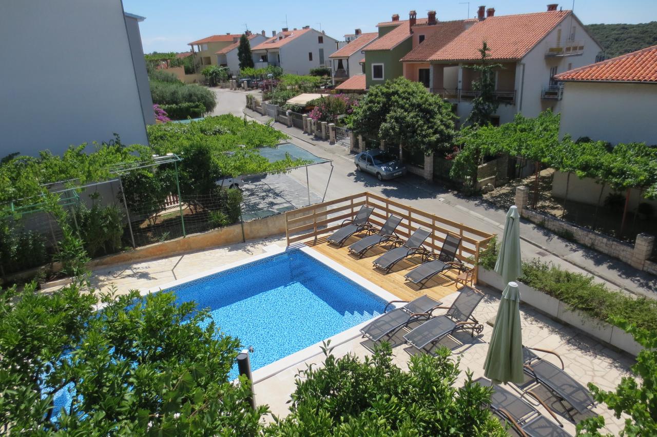 Guest House Zimmer F1 Pula Dış mekan fotoğraf
